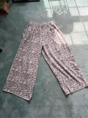 Womens Leopard Print Lounge Pants - Gray